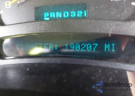 2004 Chevrolet Tahoe Z71 z USA, uszkodzony, nr VIN 1GNEK13Z74R264700